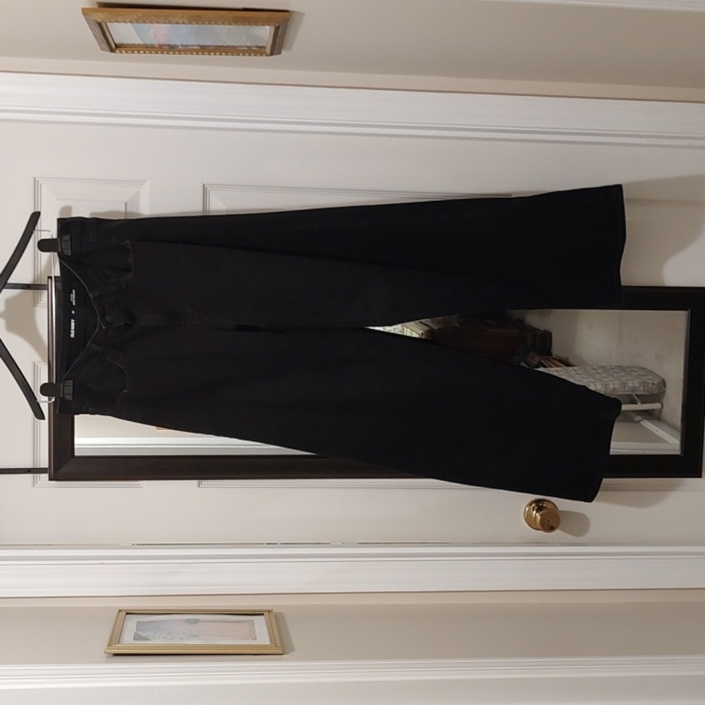 Old Navy WOW Black,wide leg jeans.Size10, Regular Length.